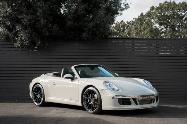 Bild 1/48 von Porsche 911 Carrera (2013)