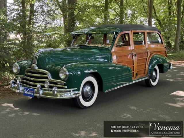 Image 1/32 of Pontiac Streamliner (1948)