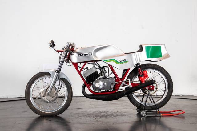 Imagen 1/18 de Benelli DUMMY (1973)