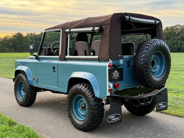 Bild 1/33 von Land Rover Defender 90 (1997)