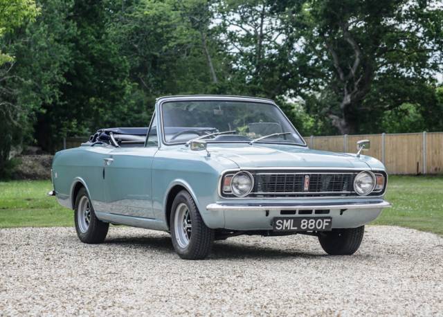 Image 1/10 of Ford Cortina GT (1967)