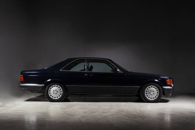 Image 1/34 of Mercedes-Benz 500 SEC (1984)