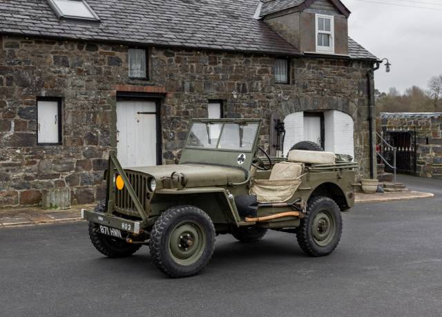 Image 1/20 de Hotchkiss M 201 (1963)
