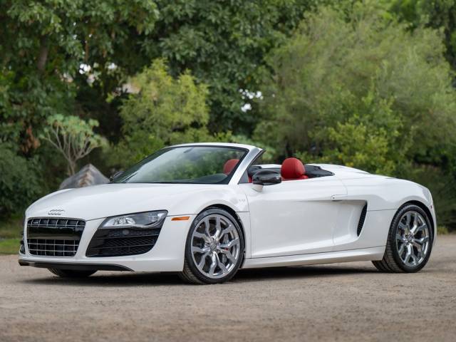 Immagine 1/50 di Audi R8 GT Spyder (2012)