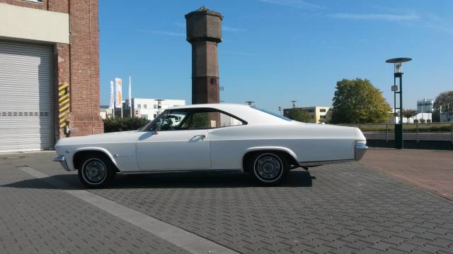 Bild 1/17 von Chevrolet Impala Sport Coupe (1965)