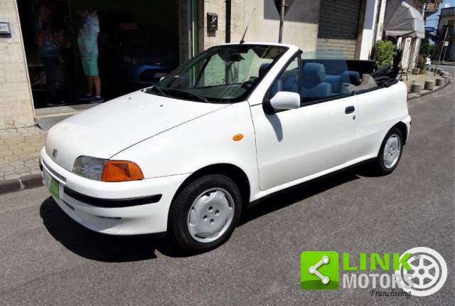 Immagine 1/9 di FIAT Cabrio 60cv (1999)