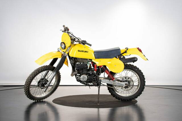 Imagen 1/46 de Suzuki PE 175 (1981)