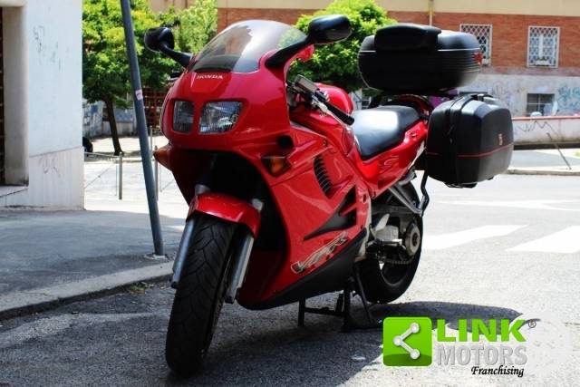 Image 1/14 of Honda VFR 750F (1995)