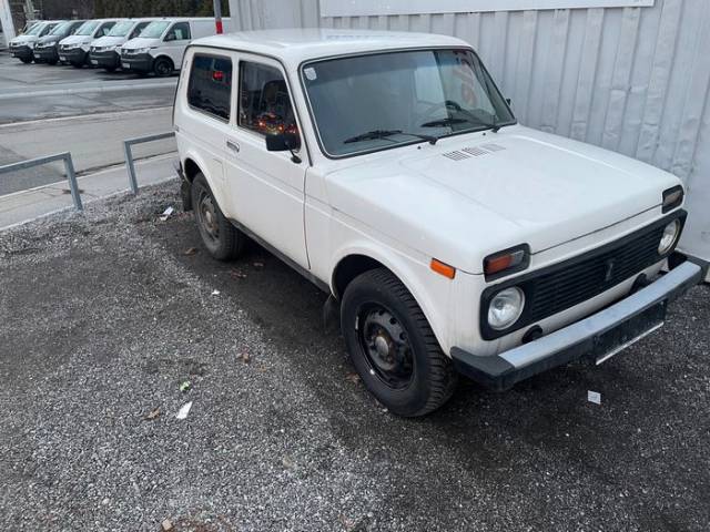 Bild 1/2 von Lada Niva (1988)