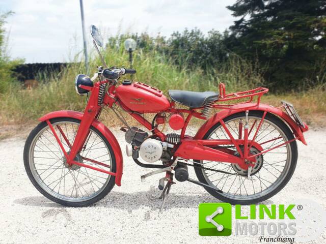 Image 1/7 of Moto Guzzi DUMMY (1952)