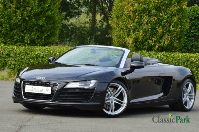 Image 1/50 of Audi R8 Spyder 4.2 FSI Quattro (2011)