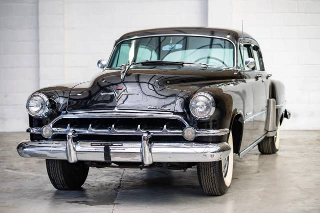 Image 1/8 of Chrysler Crown Imperial (1954)