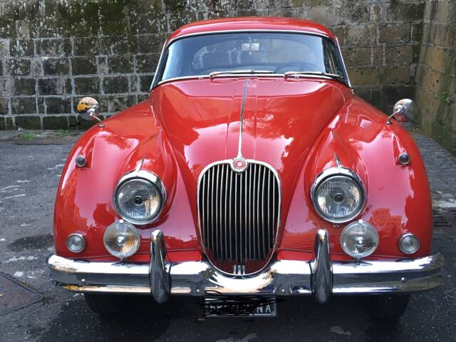Image 1/37 of Jaguar XK 150 3.8 S FHC (1960)
