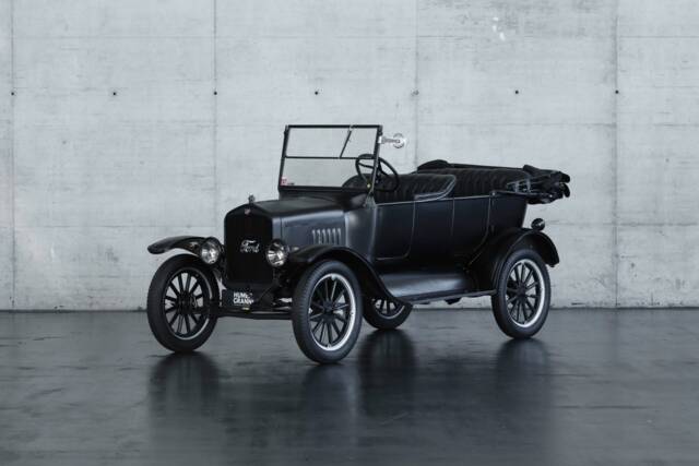 Immagine 1/39 di Ford Model T Runabout (1924)