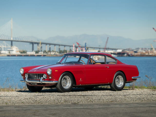 Bild 1/50 von Ferrari 250 GT 2+2 (1962)