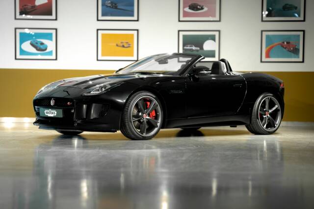 Image 1/44 of Jaguar F-Type S (2014)