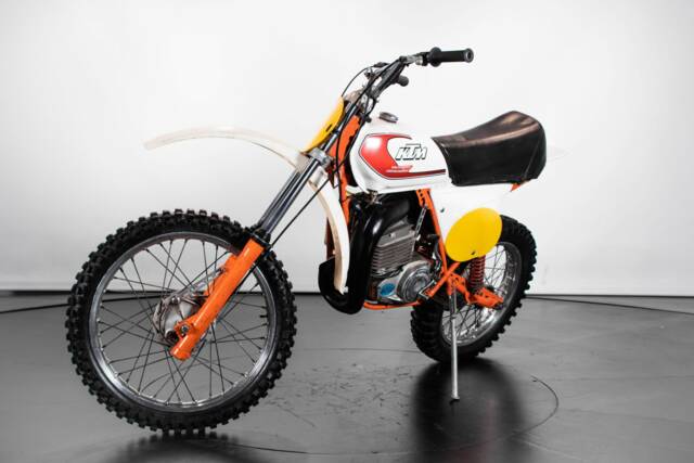 Image 1/7 of KTM DUMMY (1978)