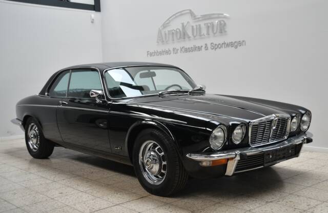 Afbeelding 1/44 van Jaguar XJ 5.3 C (1976)