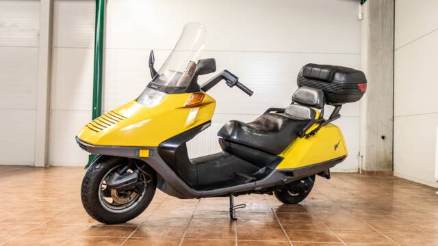 Image 1/10 de Honda CN 250 Helix (1989)