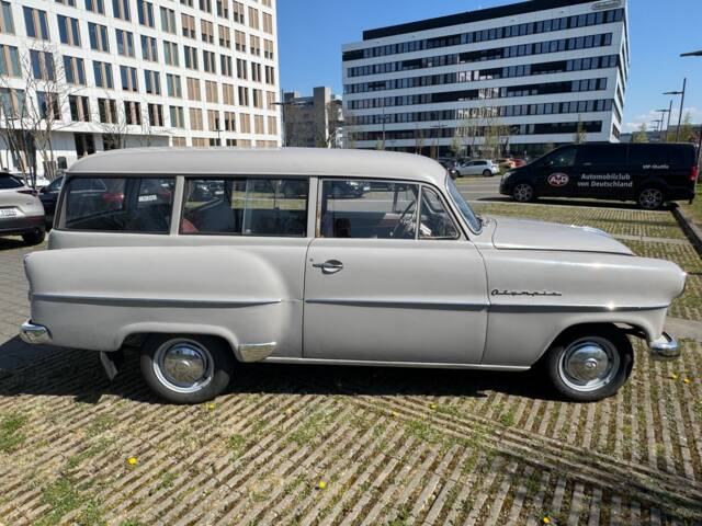 Image 1/13 of Opel Olympia Rekord Caravan (1954)
