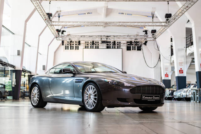 Image 1/50 of Aston Martin DB 9 (2006)