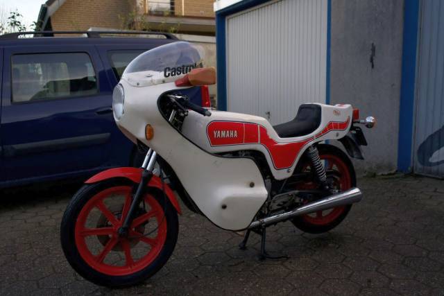 Imagen 1/7 de Yamaha DUMMY (1980)