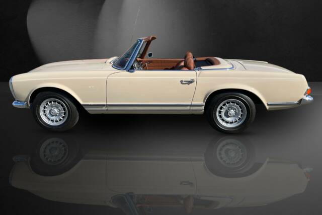 Imagen 1/50 de Mercedes-Benz 280 SL (1969)