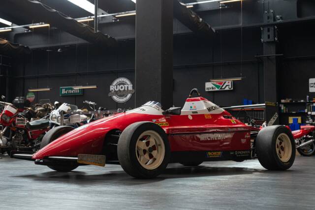 Afbeelding 1/50 van Alfa Romeo Formula Alfa Boxer (1987)