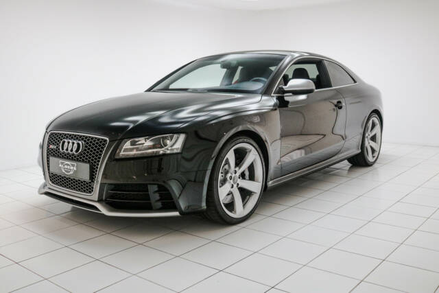 Imagen 1/13 de Audi RS5 (2011)