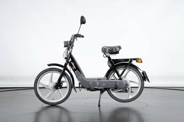 Bild 1/49 von Piaggio DUMMY (2002)