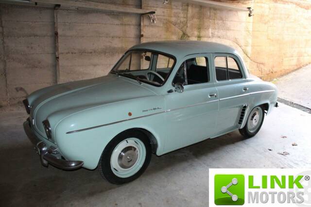 Image 1/10 de Alfa Romeo Dauphine Rallye 1093 (1960)