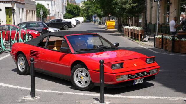 Bild 1/22 von Ferrari Mondial T (1991)