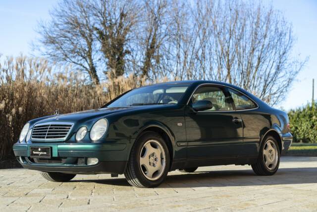 Bild 1/50 von Mercedes-Benz CLK 200 (1997)