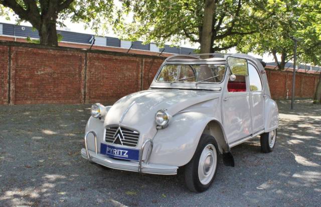 Immagine 1/20 di Citroën AZU (1963)