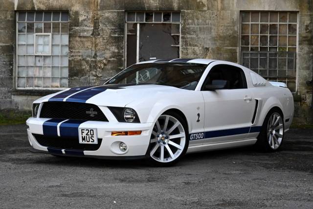 Immagine 1/8 di Ford Mustang Shelby GT 500 (2008)