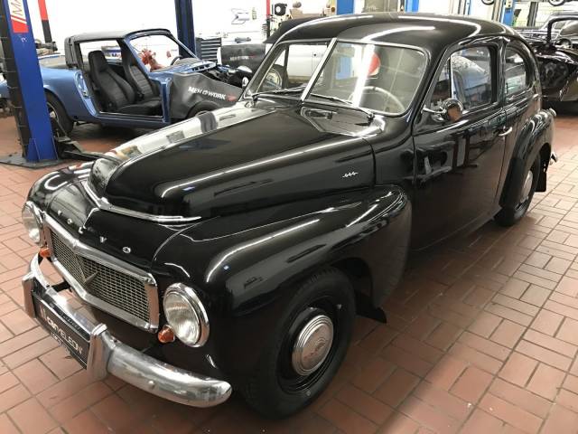 Immagine 1/15 di Volvo PV 444 (1957)