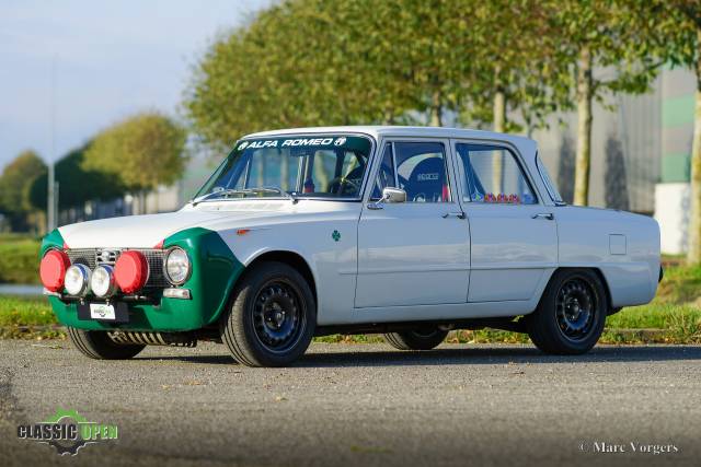 Afbeelding 1/29 van Alfa Romeo Giulia 1300 Super (1972)