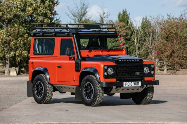 Bild 1/31 von Land Rover Defender 90 "40th Anniversary Overfinch" (2016)