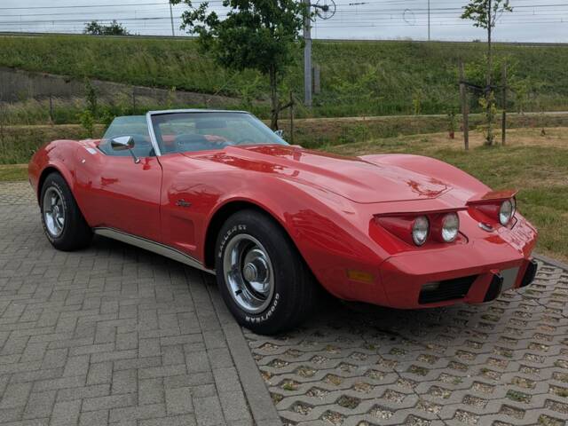 Image 1/8 of Chevrolet Corvette Stingray (1975)