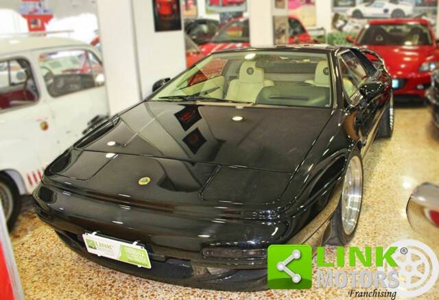 Image 1/9 de Lotus Esprit S4 (1995)