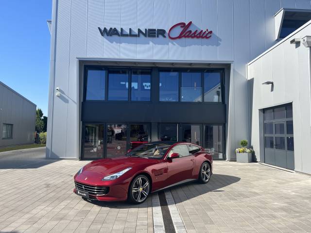 Ferrari GTC4Lusso