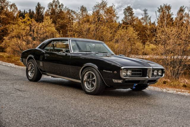 Image 1/9 of Pontiac Firebird (1968)