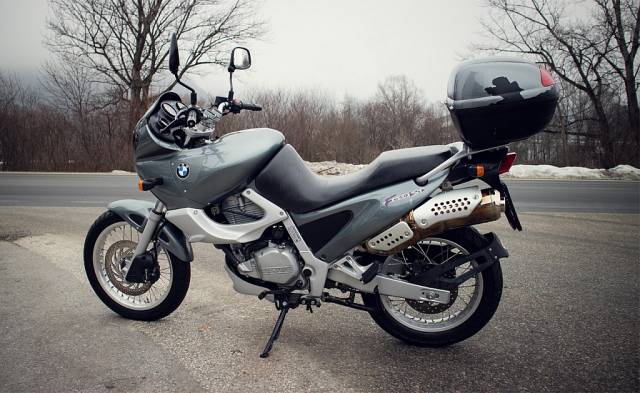 Imagen 1/10 de BMW DUMMY (1999)