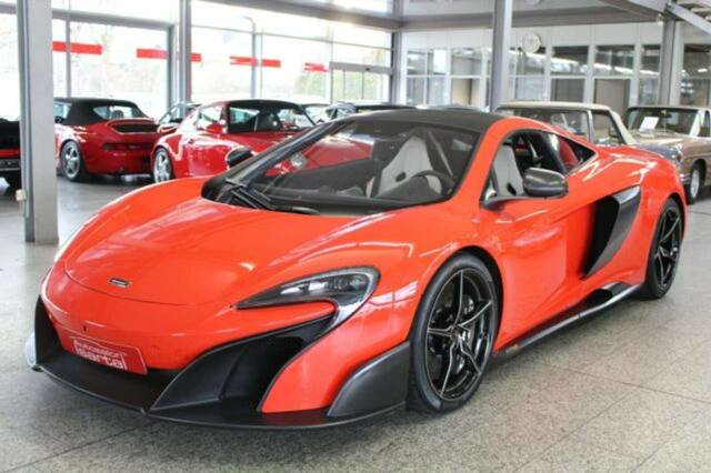 Afbeelding 1/15 van McLaren 675LT (2016)