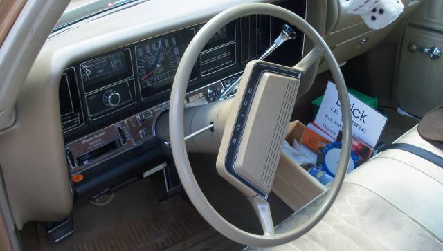 Bild 1/10 von Buick Le Sabre Custom Convertible (1970)