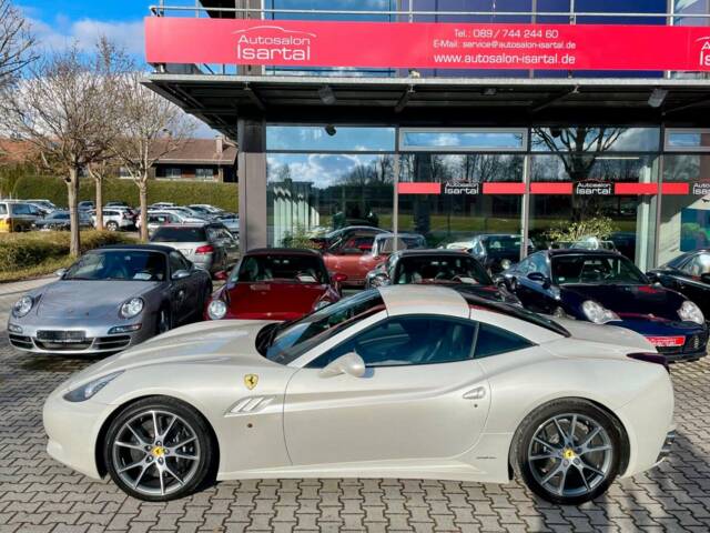 Bild 1/20 von Ferrari California 30 (2012)