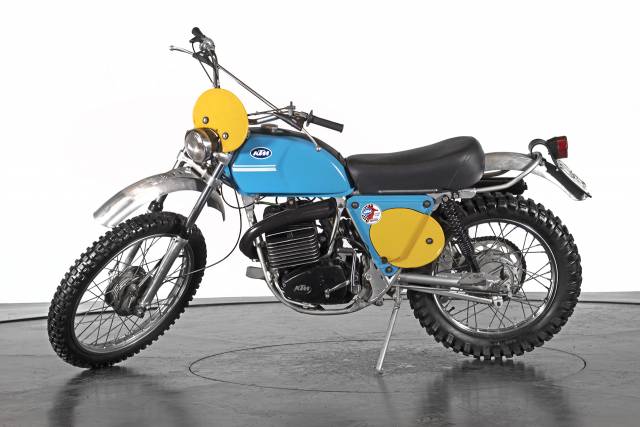 Immagine 1/12 di KTM DUMMY (1973)