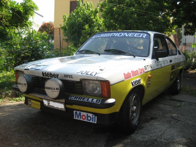 Bild 1/12 von Opel Kadett 2,0 E Rallye (1979)