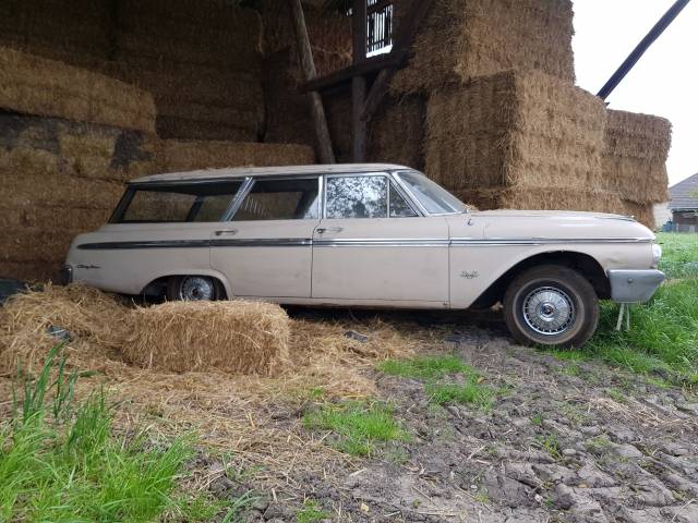Imagen 1/25 de Ford Country Squire Station Wagon (1961)