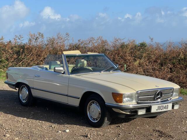 Immagine 1/12 di Mercedes-Benz 280 SL (1984)